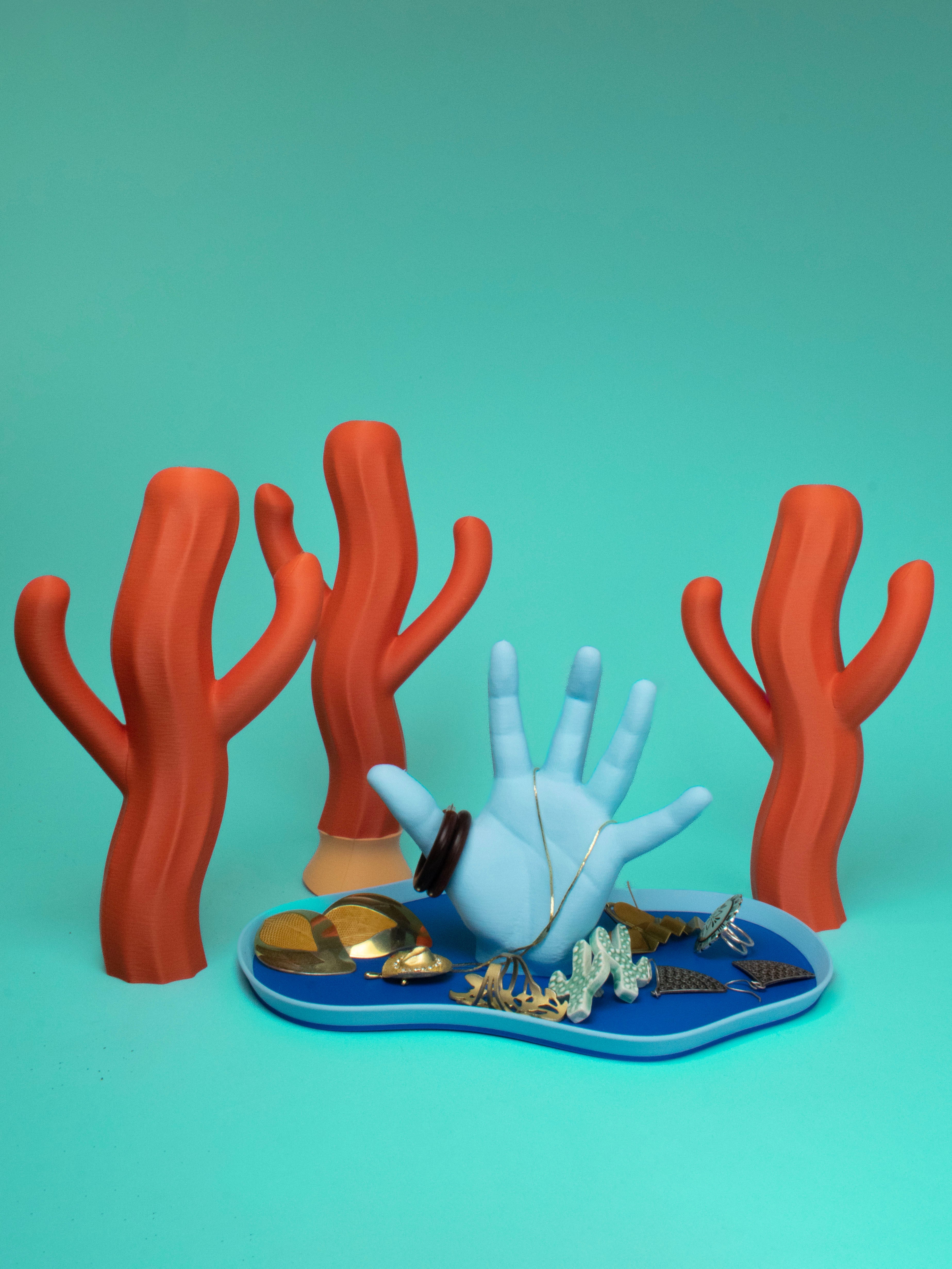 The Hand Tray Catchall