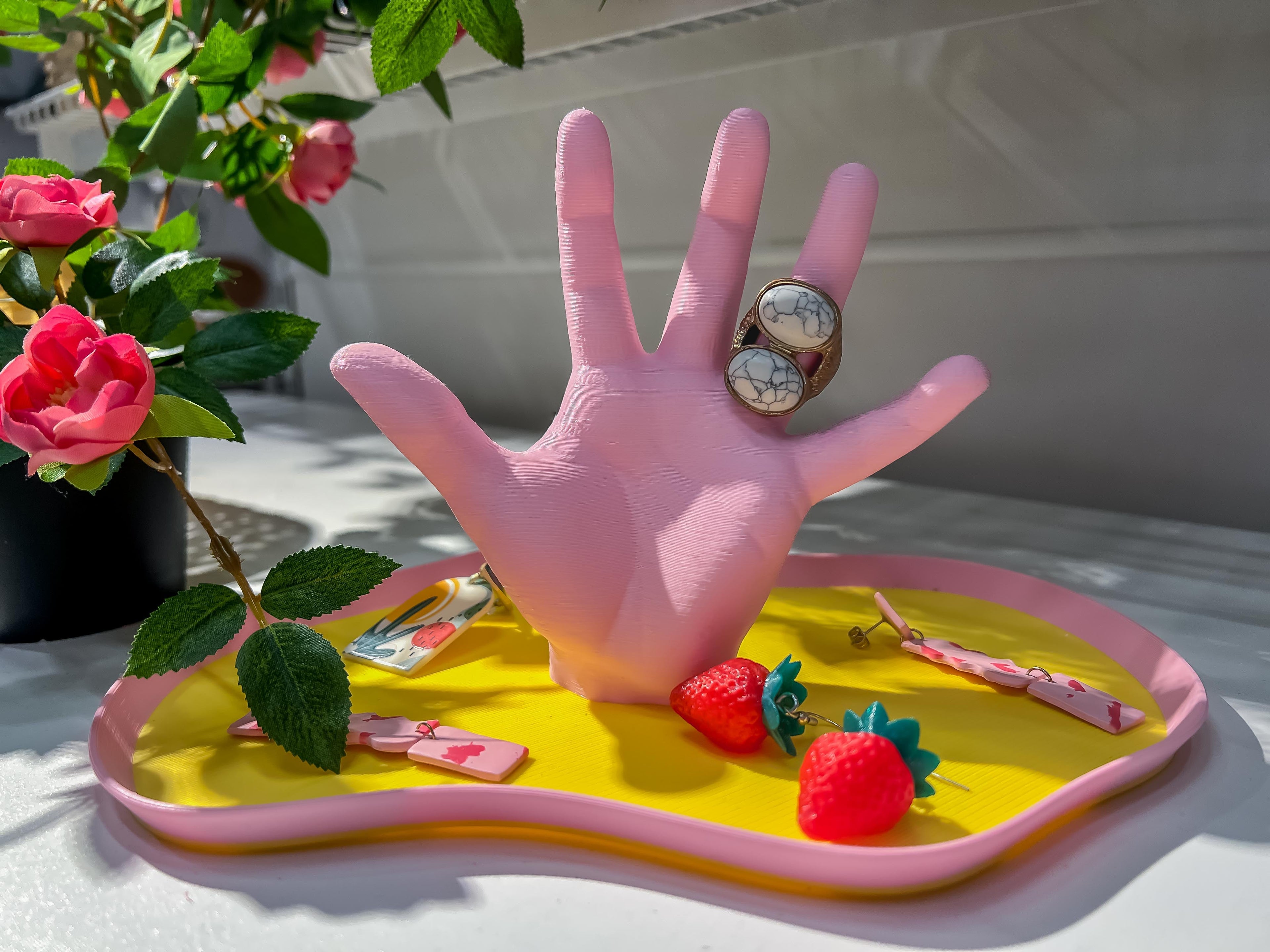 The Hand Tray Catchall